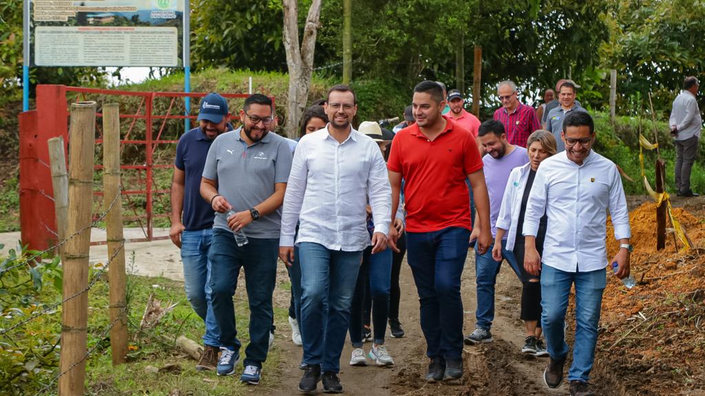 1ad31a11 4fe7 01c1 0d86 7d8cc8893ff1