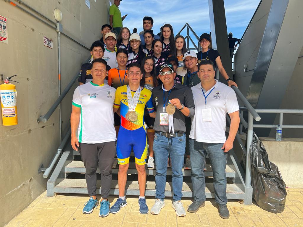 1f177269 3b19 579d bce7 9a15a7e0d59b