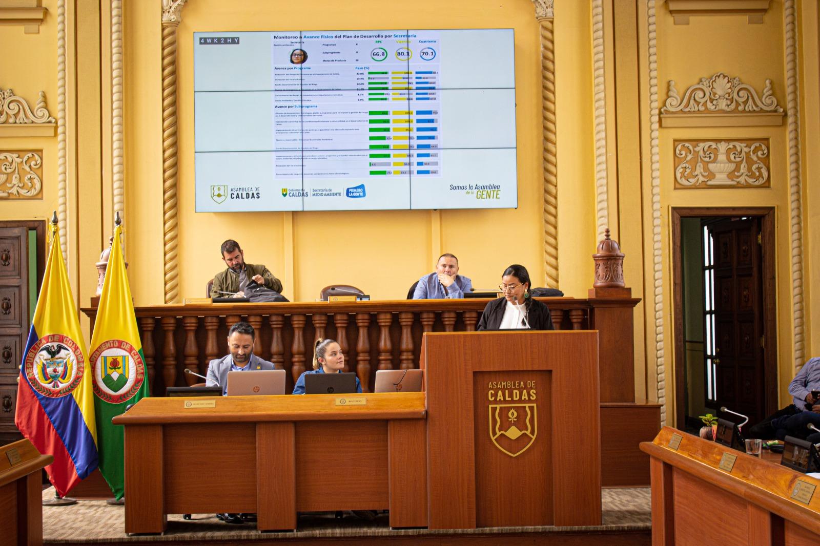 ac9c5106 898e f86f 9d3c 6d4470ac492b