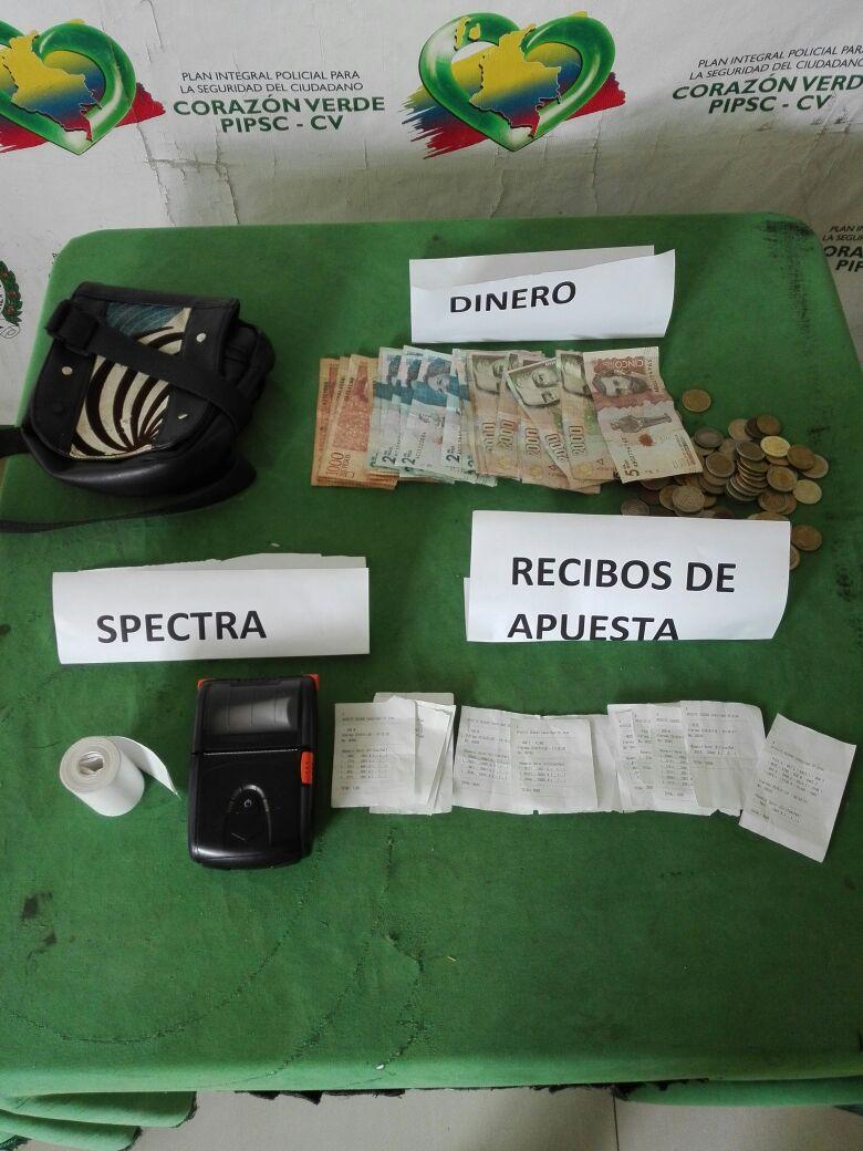 26d0dc05 aa99 9c37 aa7b 8d6dcc21af76