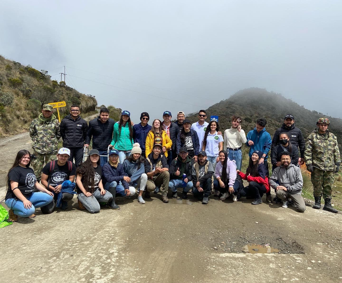 3f36b063 c438 430d 1acd 79eb27bc7e1d