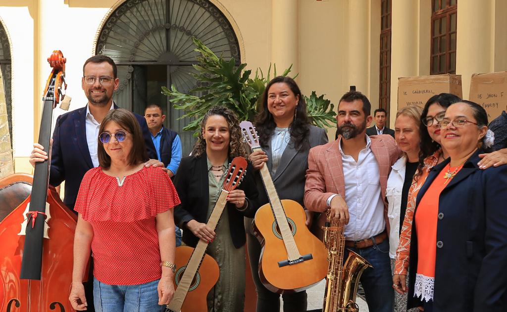 4bc8392e 4e87 7285 b563 21f8fc6350ee