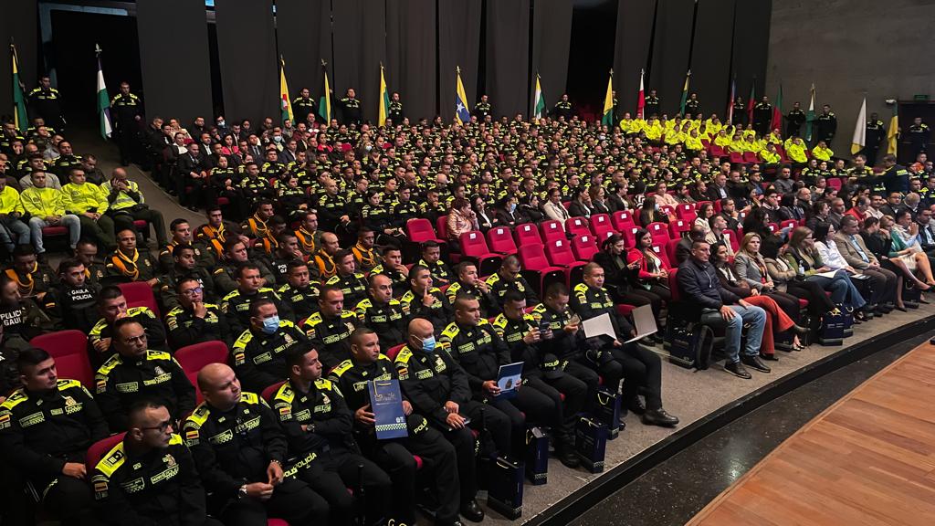 5276bcfd 9f6b d22b 5317 f9fe8a121be1