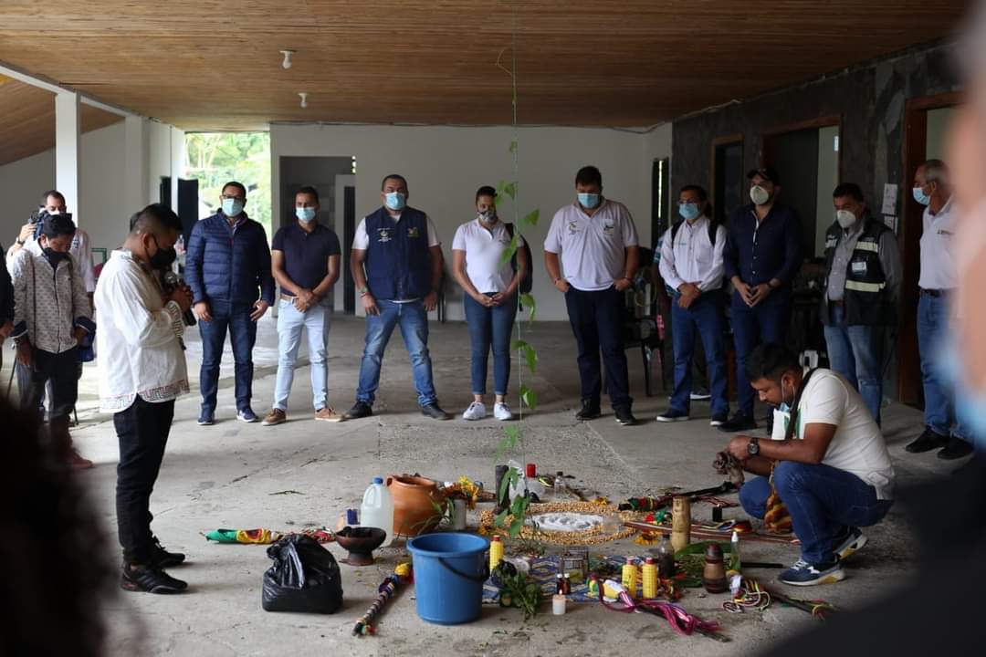 5497496d 3ed0 afa5 09c3 06022611af42