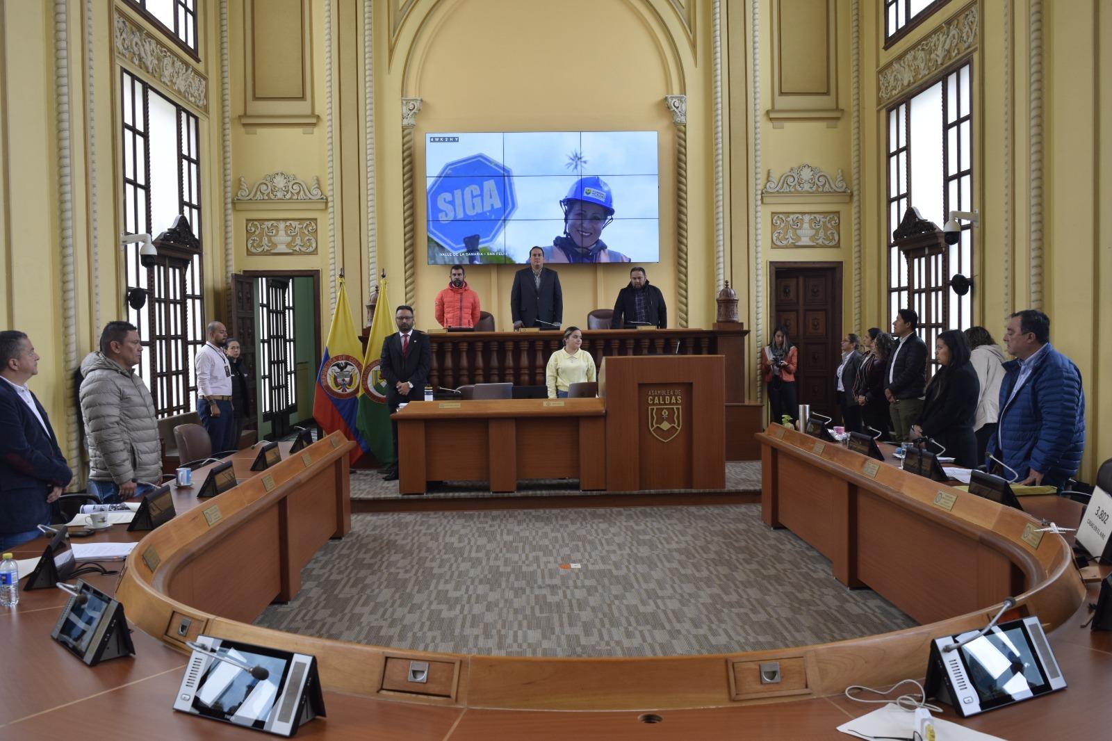 5ba37371 2efc fe3d 0af5 7e42cebb43c3