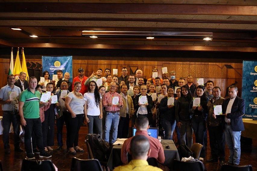 6fde3d0f 17cb a5c2 3948 267f8fe0495c