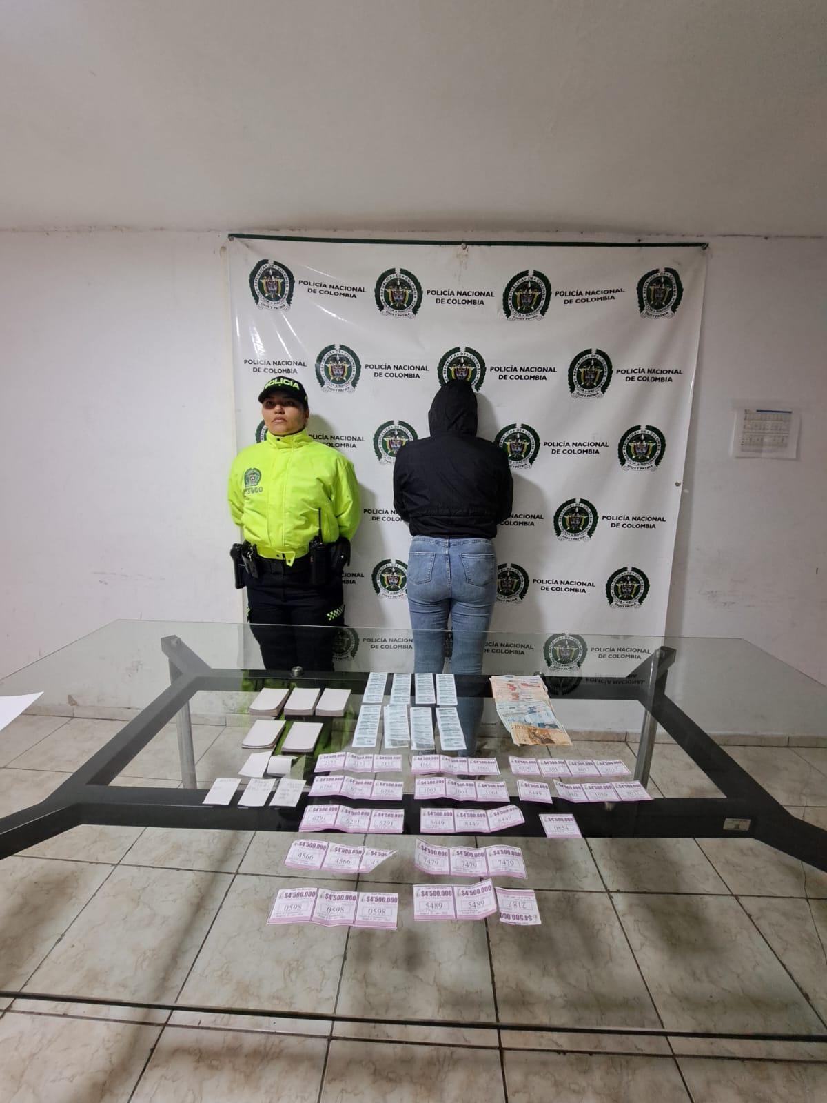 725a4407 916b fab4 d341 fa4881e96a94