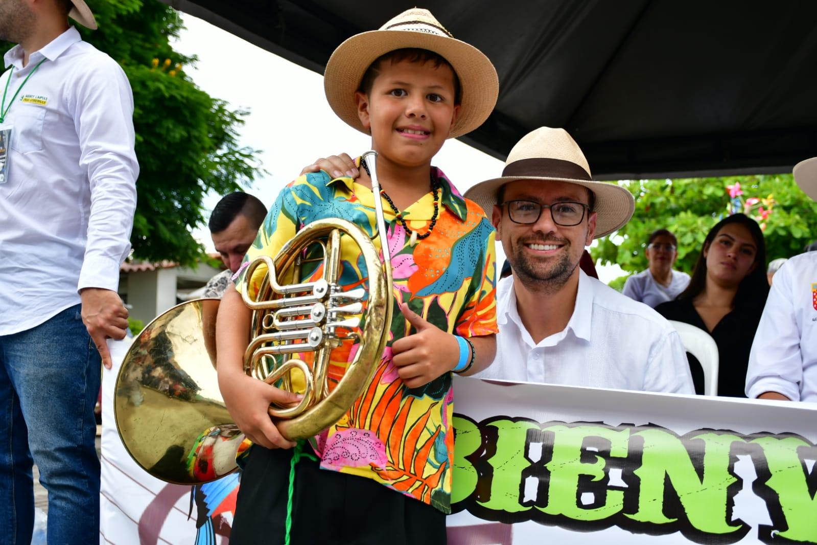 77d5ef6c 0b58 e50b b3e6 574614ab3c79