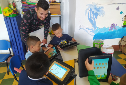 7e8cc3b8 0b6b f5d8 2a12 391b2e43