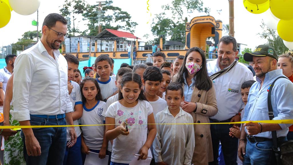 84f148fb 30e7 cb17 f687 f187c7ef4c70