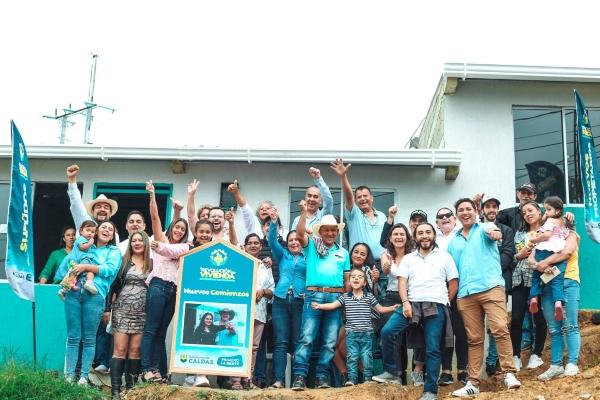 925ae7f3 85aa 0867 d0c1 927b4f12947a