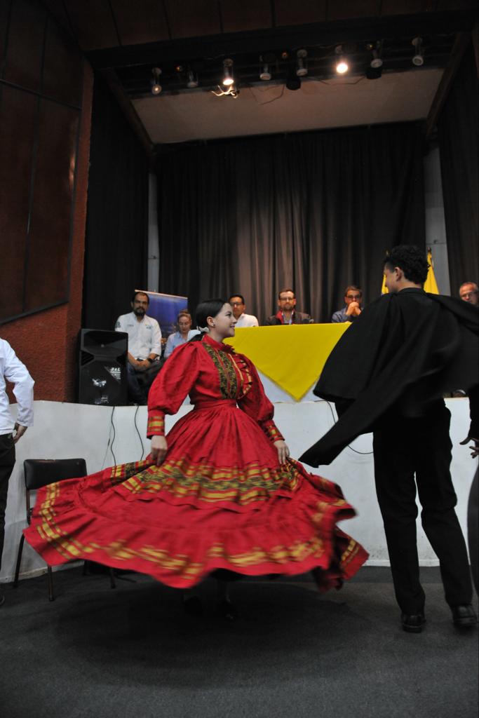 9ae48b67 aedd 2ae4 16cb 35521ba52e2f