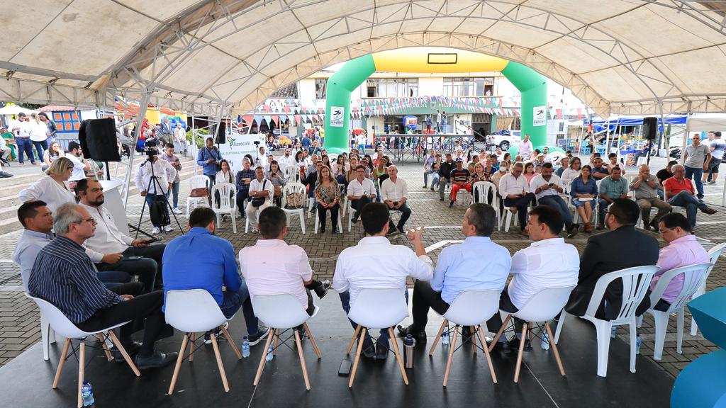 9f429ffd cf9d 2765 b4b3 d425e22e00df