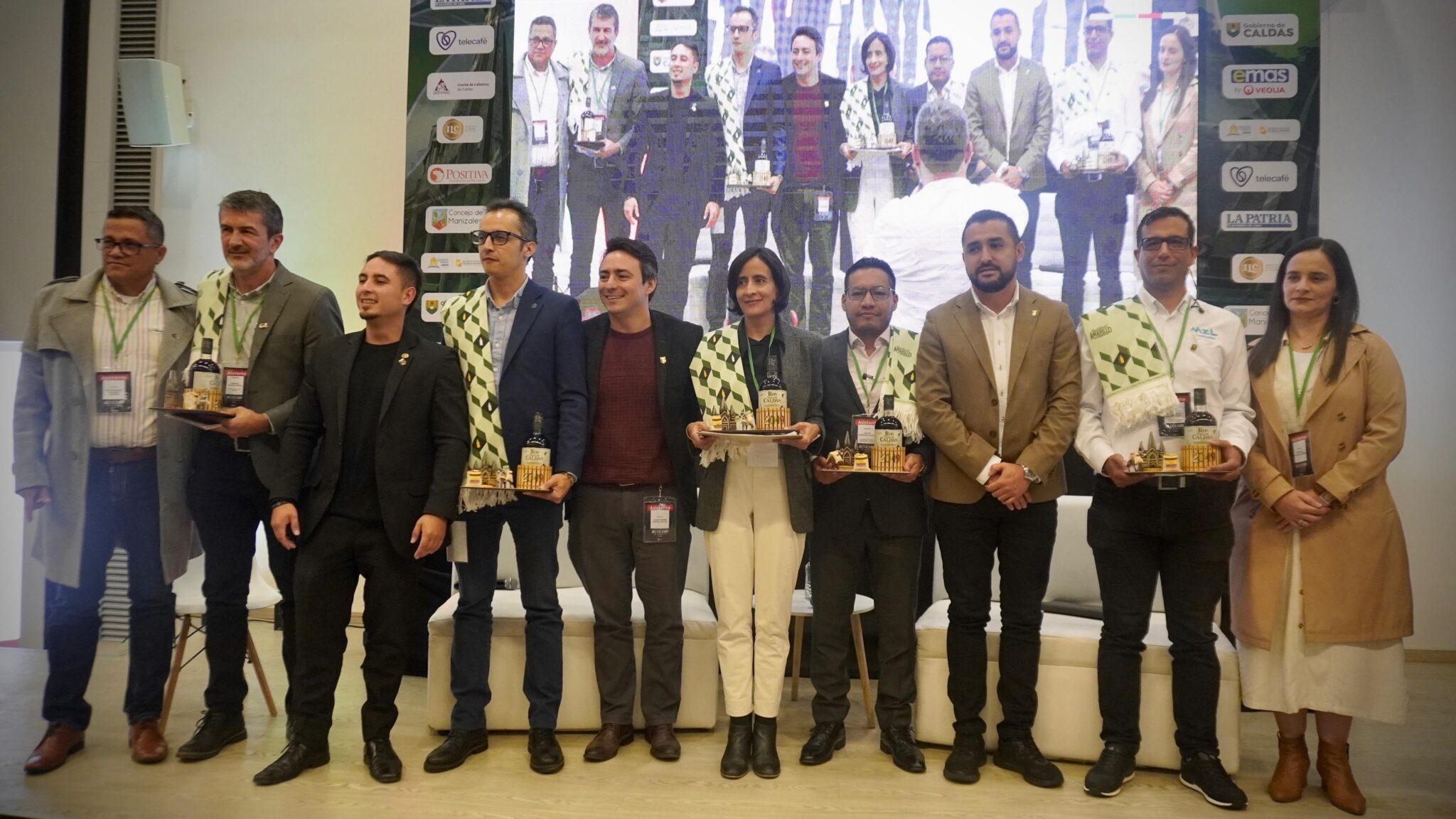 Gobierno de Caldas impulsa la vision de Manizales en la proyeccion al 2049 Foro Bicentenario 2048x1152