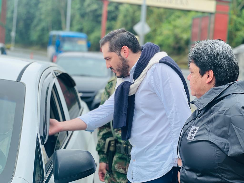 af4e9300 91fc 2b0f 3916 cc261017f5eb