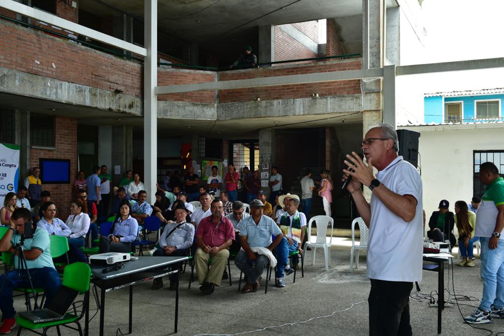 b601e6ca 7734 3bc0 a25b f8f329662d10