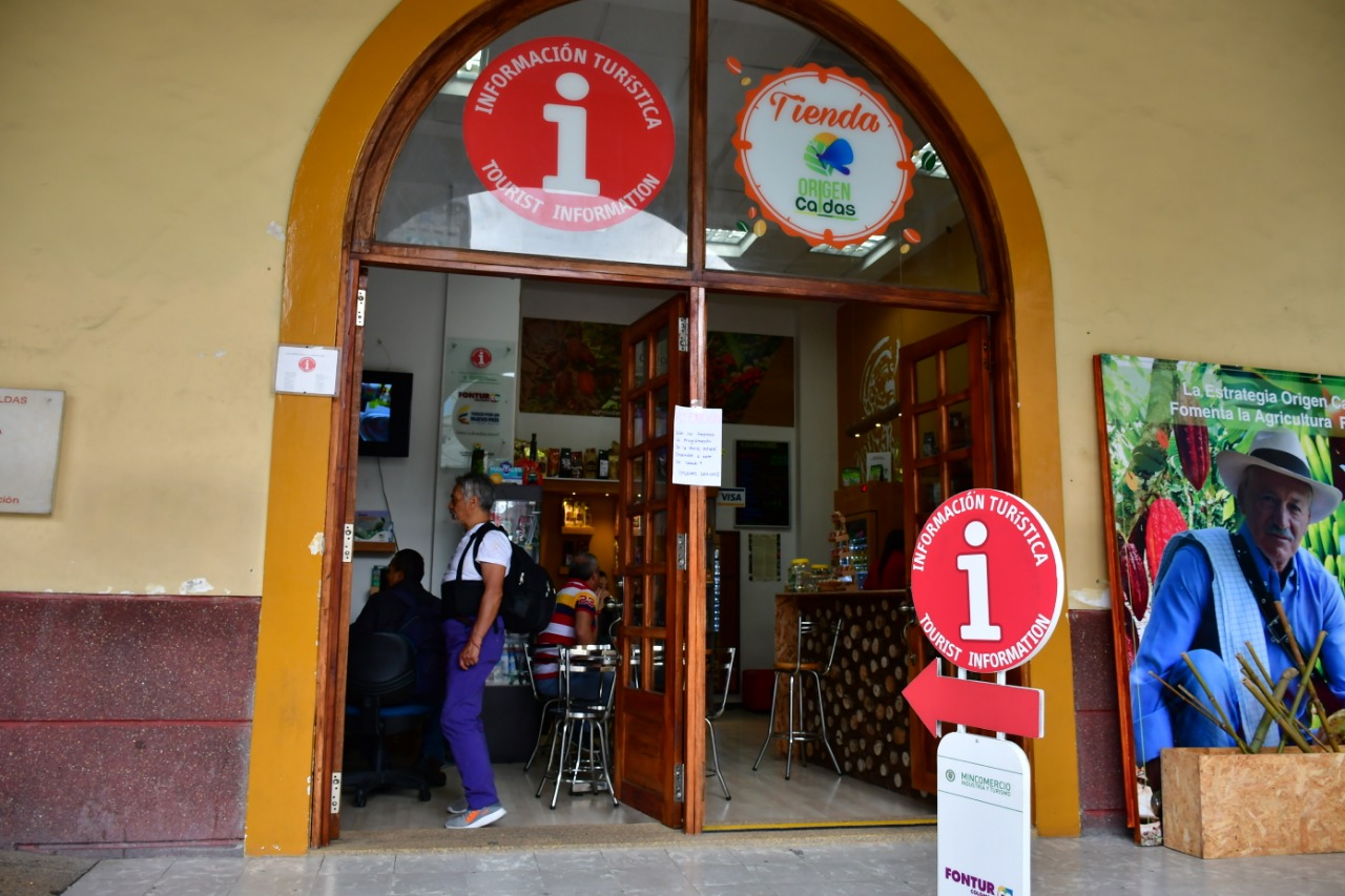 PUNTO DE INFORMACIÓN TURÍSTICO 2