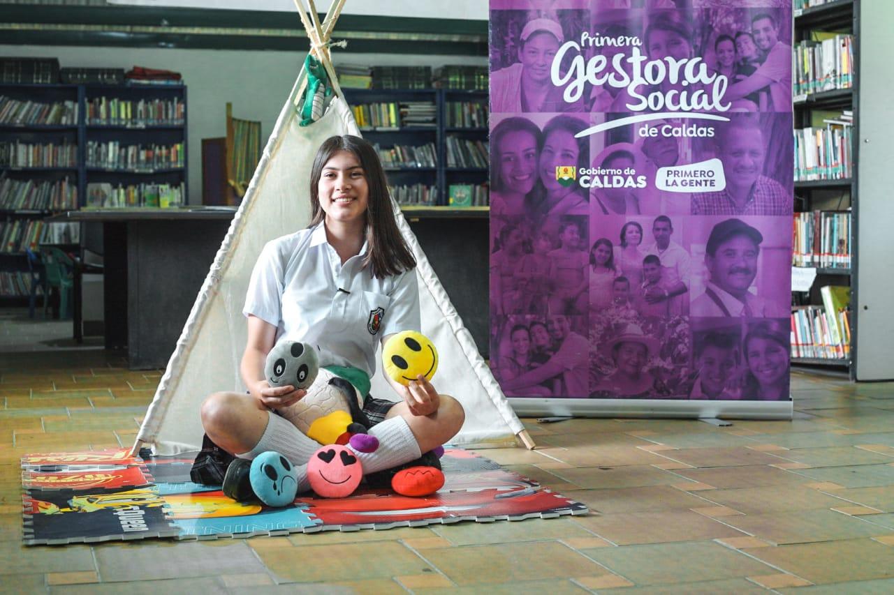 f404d74e 700f fa5c aa3a f2d6d8466ac9