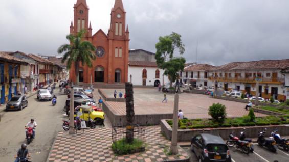 parque principal y alrededores municipio de Anserma