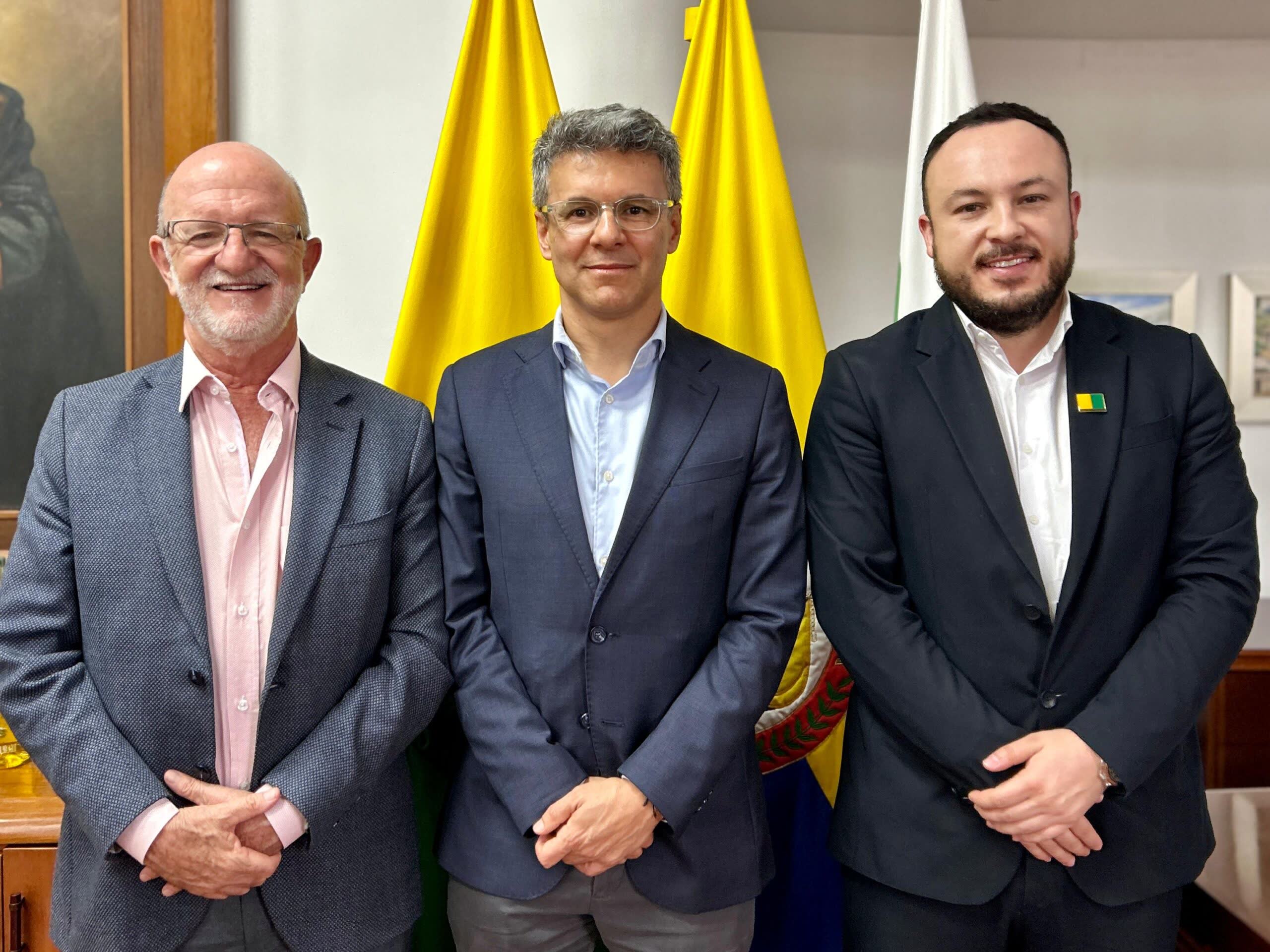 Gobernacion de Caldas e ICETEX fortaleceran acceso a la educacion superior, el bilinguismo y el bienestar institucional en el departamento