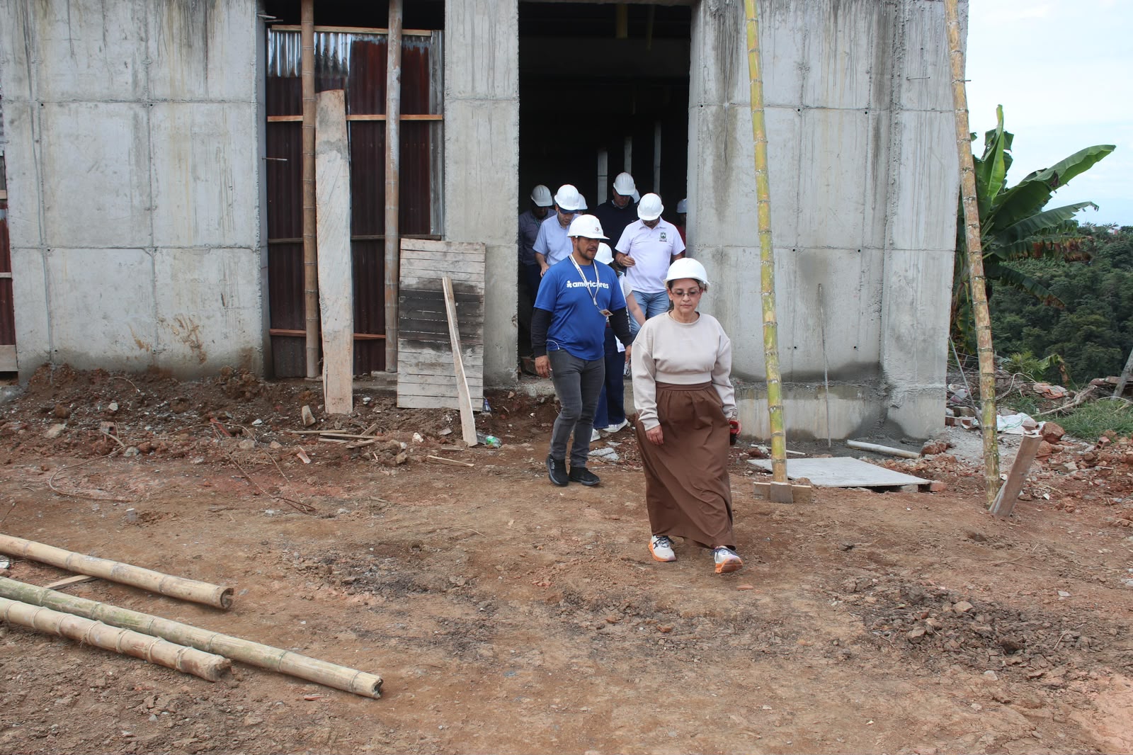 Territorial de Salud de Caldas y AmeriCares articulan acciones para fortalecer la atencion en salud en San Jose luego del terremoto