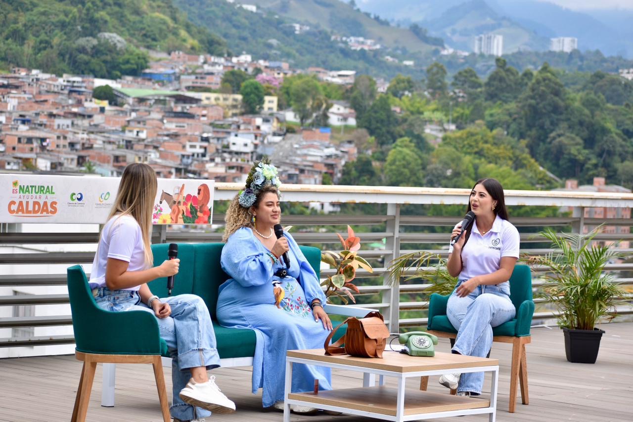 Empresarios y emprendedores fueron protagonistas de Es Natural Ayudar a Caldas, una jornada para impulsar la recuperacion economica
