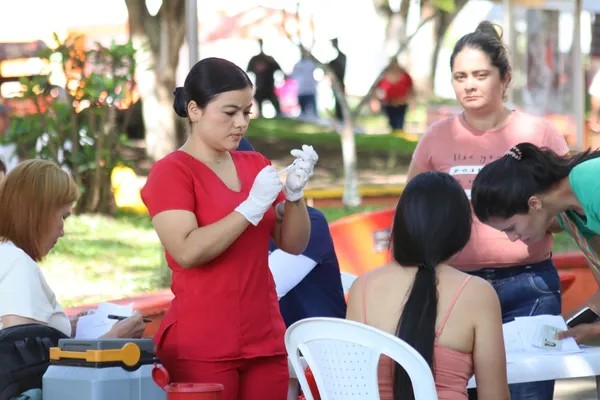 Territorial de Salud de Caldas fortalece la vacunacion para damnificados y personal de emergencia tras el terremoto