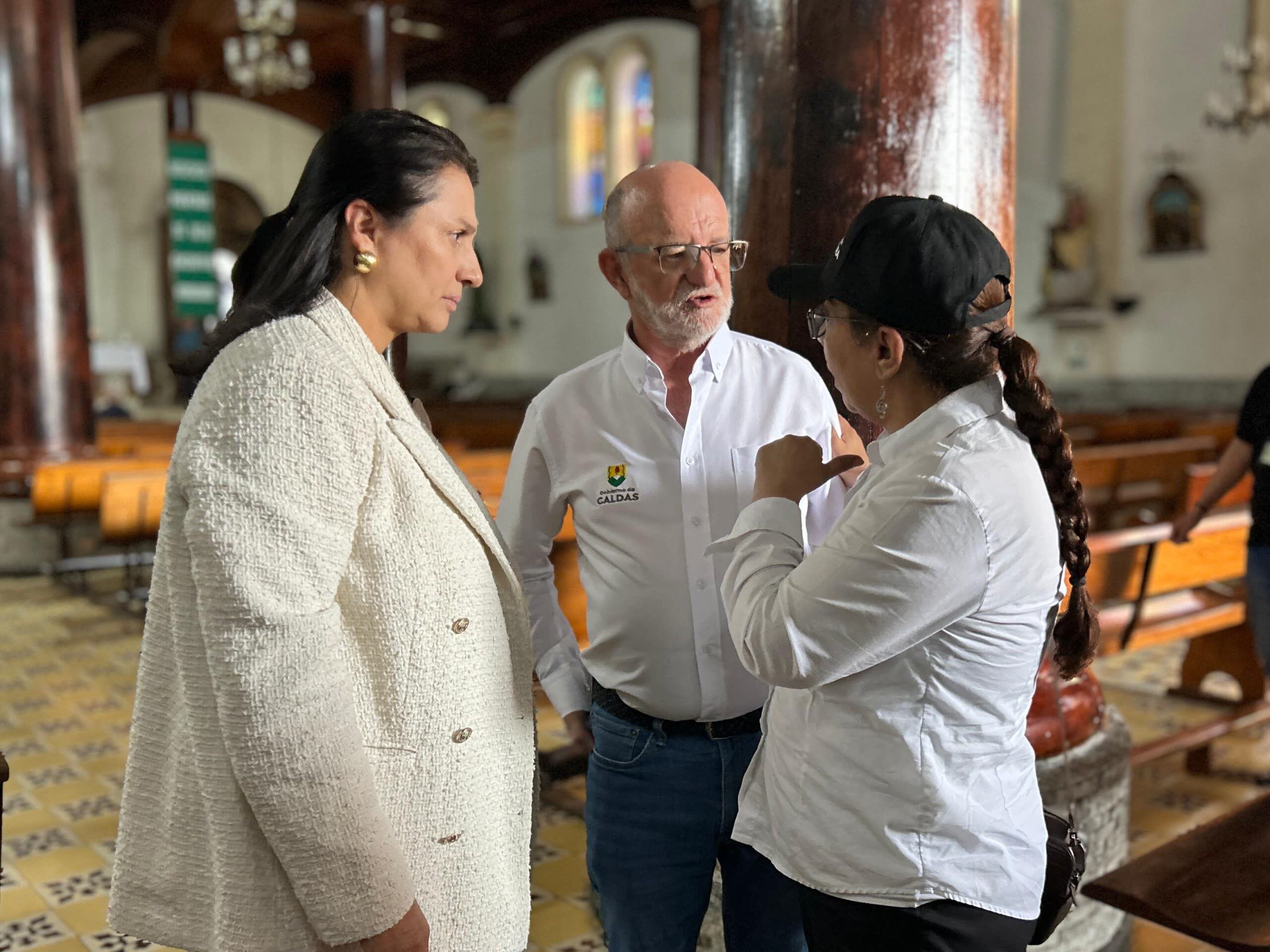 Tras recorrido por los Pueblos Patrimonio, Gobernacion de Caldas y Ministerio de Cultura articulan acciones para proteger y reconstruir el patrimonio afectado por el sismo