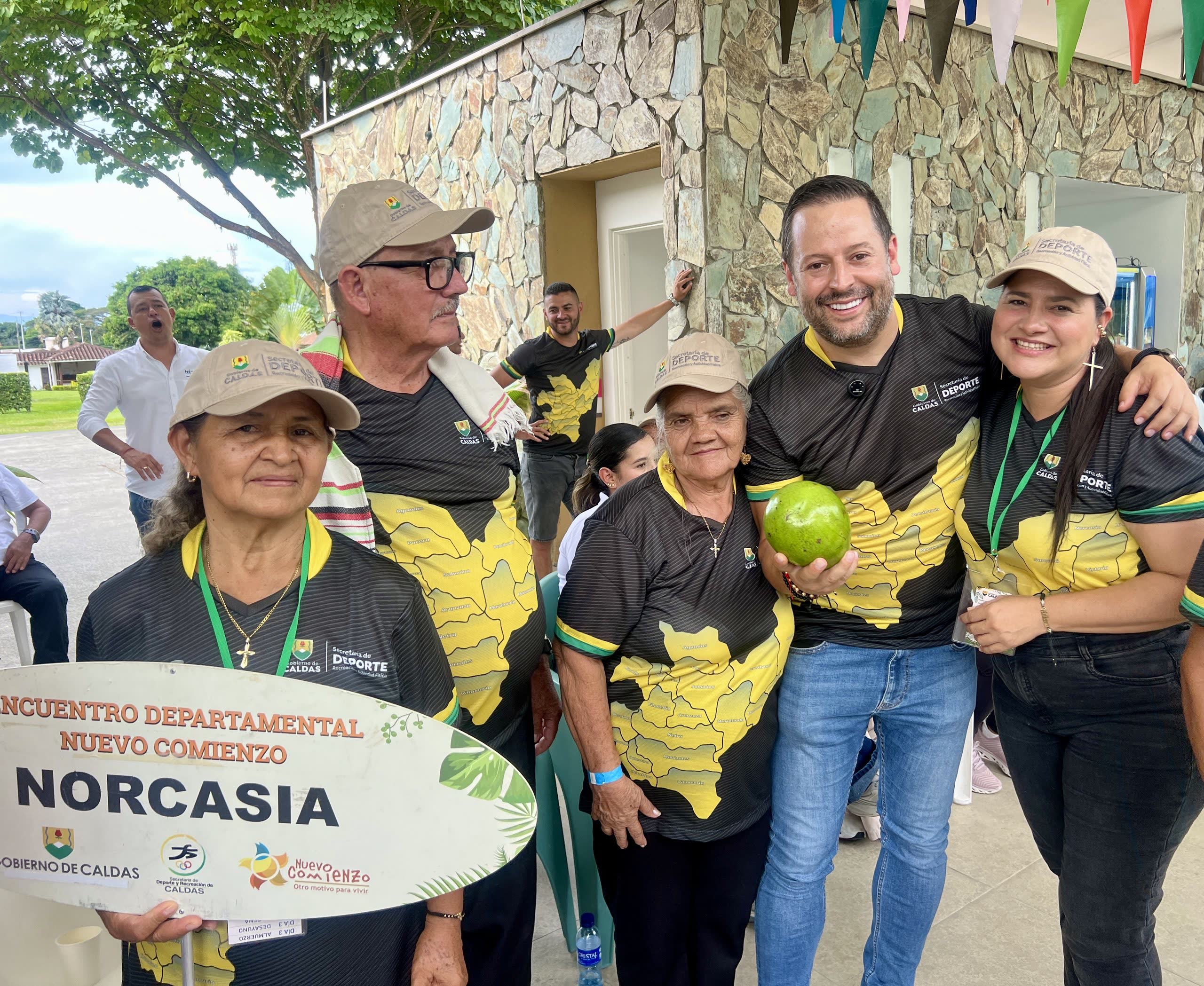 Mas de 100 adultos mayores caldenses vivieron tres dias de alegria, integracion y talento en el Encuentro Departamental Nuevo Comienzo