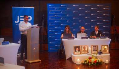 Caldas ratifica su compromiso con la verdad y la no repeticion durante Audiencia Territorial de la JEP en Manizales