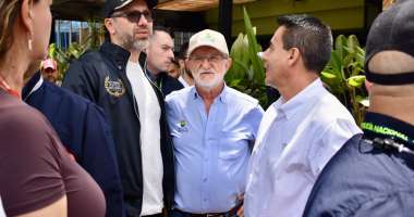 Ministro de Vivienda anuncia segunda etapa de atencion y reconstruccion para Caldas tras el terremoto