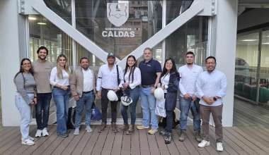 Equipos tecnicos de la Gobernacion de Caldas y la Nacion definen ruta de recuperacion en municipios afectados por el sismo