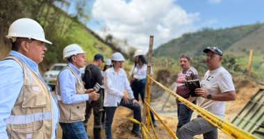 Comunidades destacan avances en las obras de la via SalaminaLa Merced, una intervencion esperada por anos: ejecucion supera el 32%