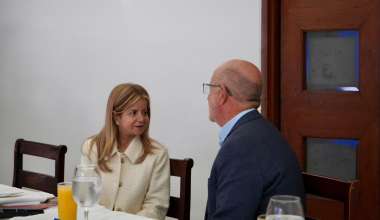 Revisar proyectos estrategicos, destrabar tres procesos para iniciar obras y llevar necesidades del departamento ante el Presidente, compromisos de Mintransporte en su visita a Caldas